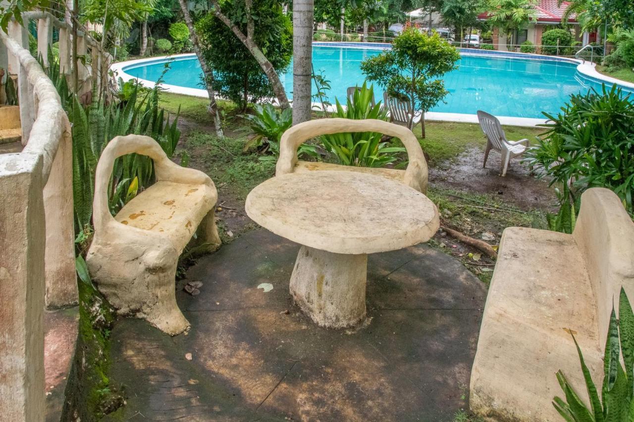 Almira Diving Resort- 邦劳 外观 照片